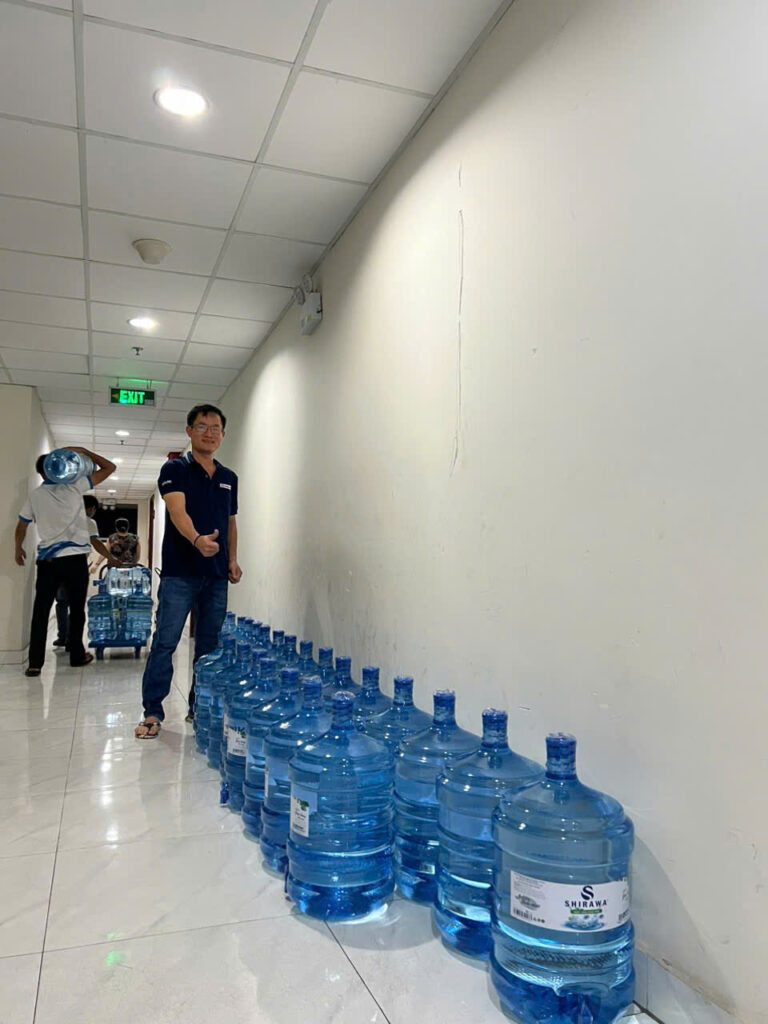 dai ly nuoc suoi binh shirawa tai chung cu 35 ho hoc lam