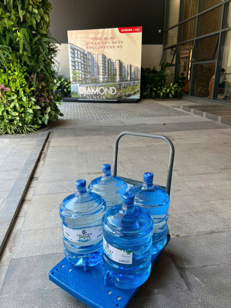 Giao nước bình tại quận Tân Phú