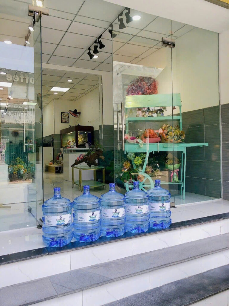 Giao nước cho gai đình tại quận 6