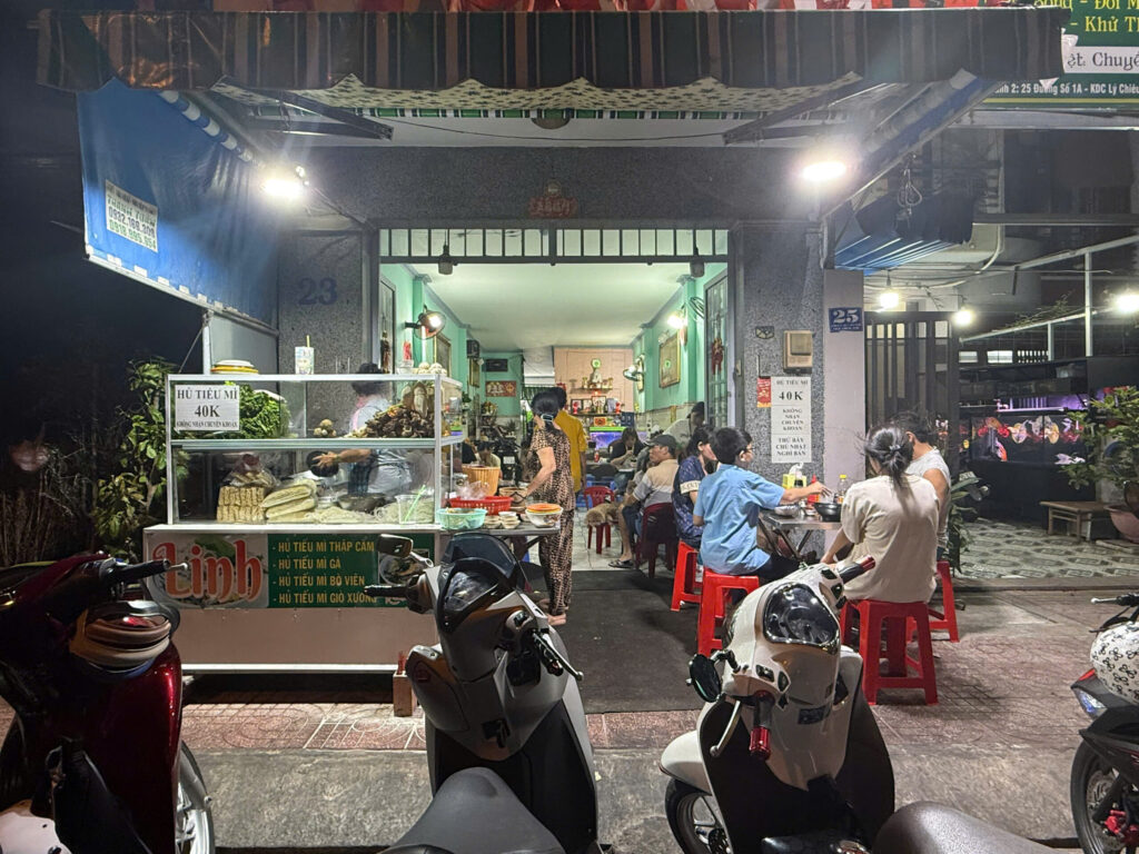 Quán Hủ Tiếu Mì Linh gần chung cư Privia Khang Điền, đường số 1A An Lạc Bình Tân